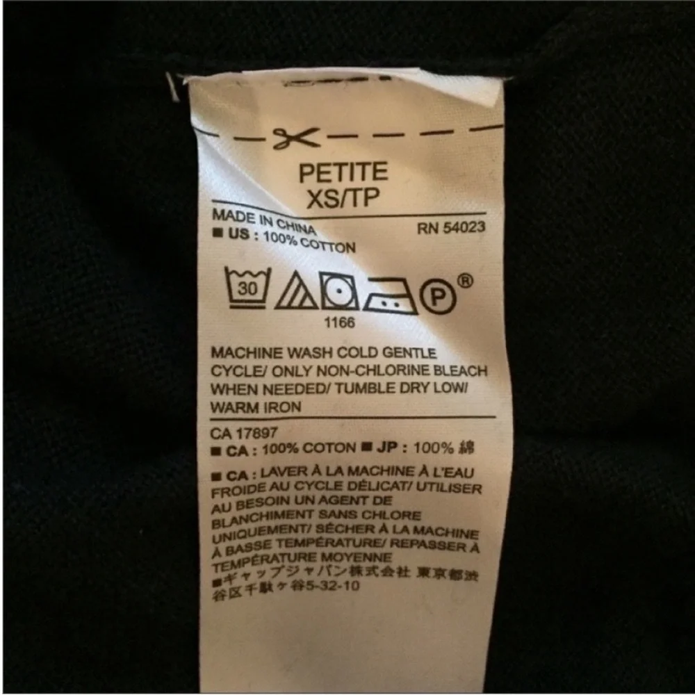 Banana Republic soft lightweight sweater